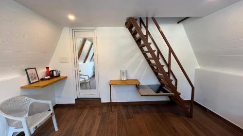 the novel holiday resorts