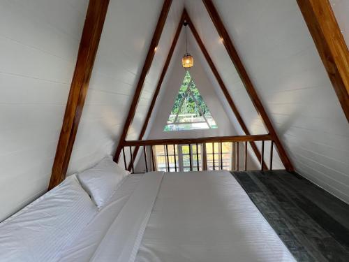 the novel holiday resorts