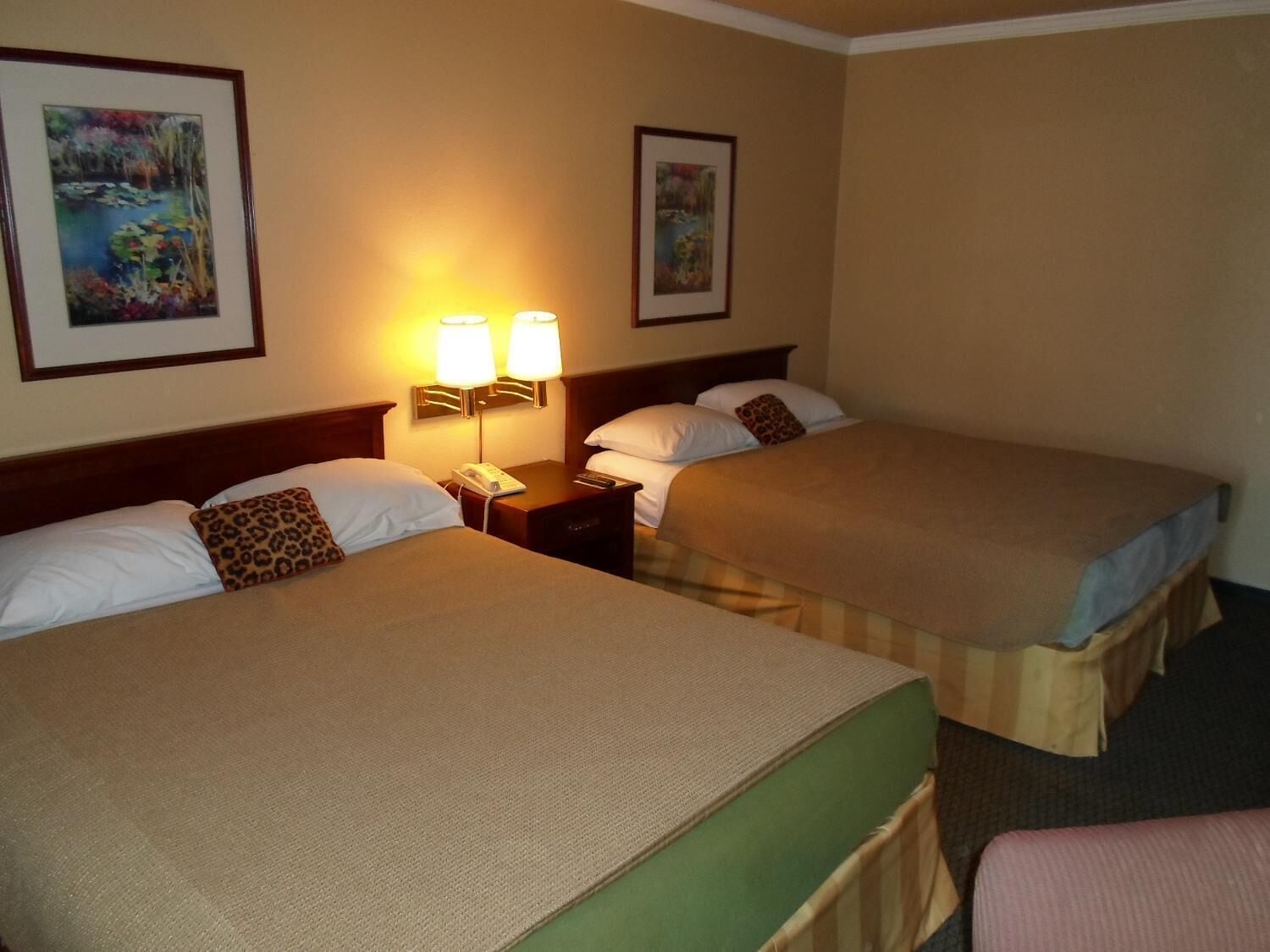 heritage inn