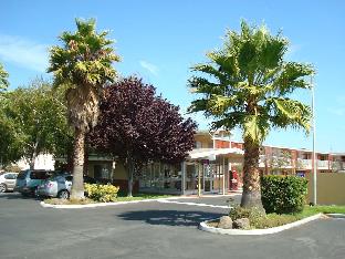 heritage inn