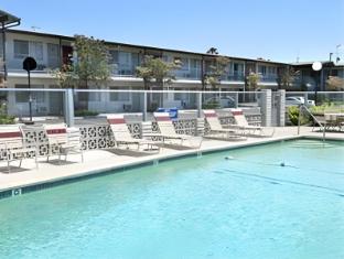 heritage inn