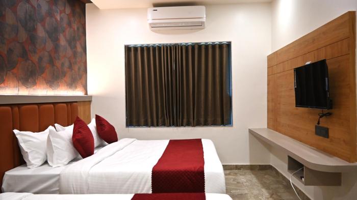 the sky comfort hotel mahi