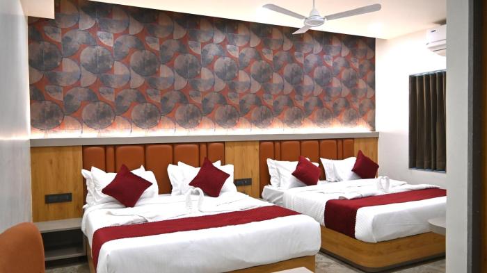 the sky comfort hotel mahi