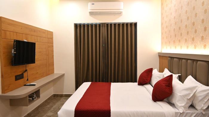 the sky comfort hotel mahi