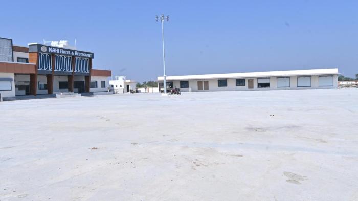 the sky comfort hotel mahi