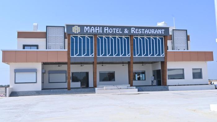 the sky comfort hotel mahi