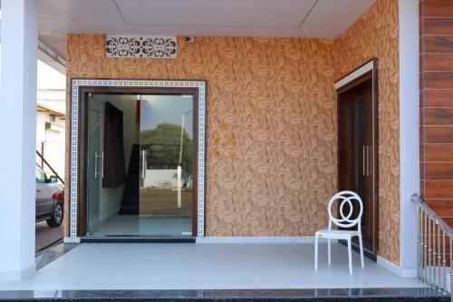 Hotel Panna Shree,Hakkanipura,2 star