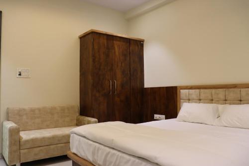 Hotel Panna Shree,Hakkanipura,2 star