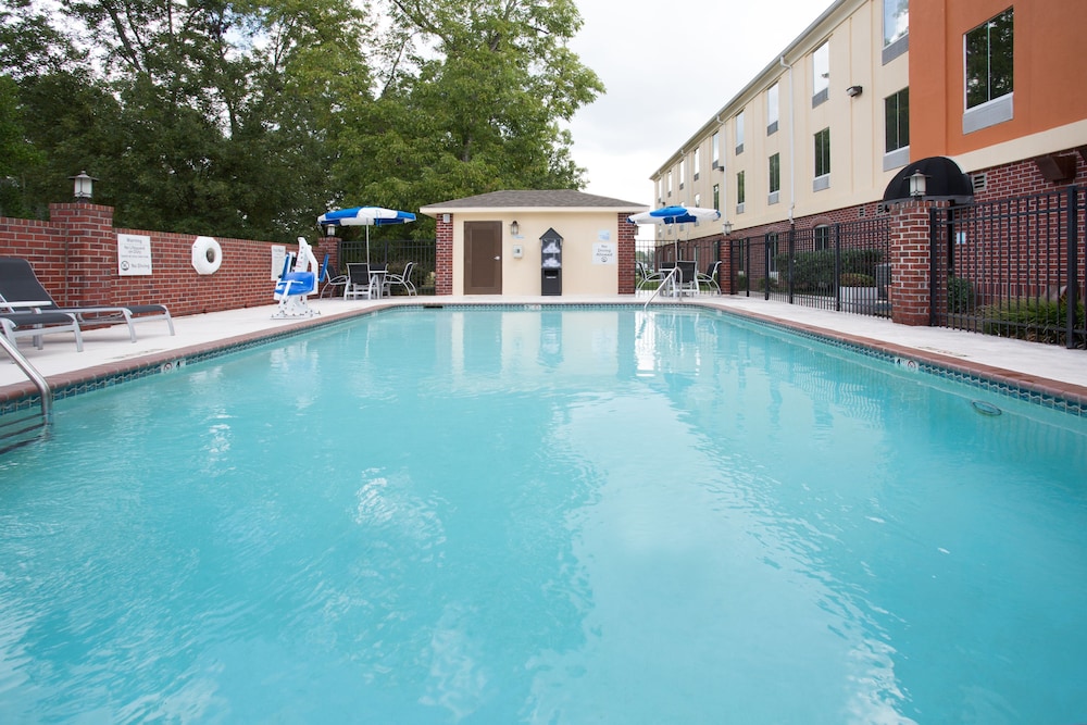 holiday inn express minden by ihg