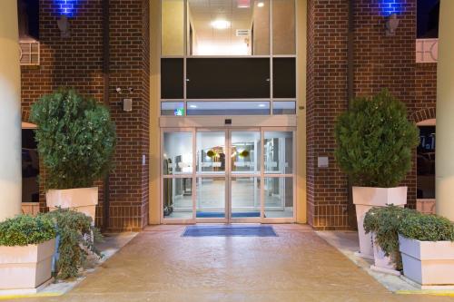 holiday inn express minden by ihg