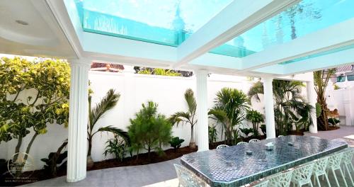 starland luxury pool villa pattaya 8 bedrooms
