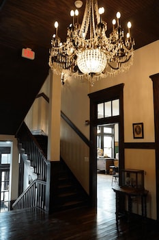 Nome Schoolhouse Inn And Event Center,,3 star