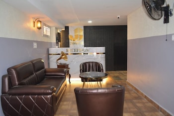 Jjcomfortinn,,2 star