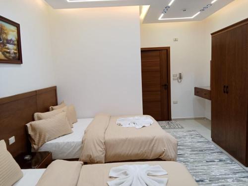 new panorama inn