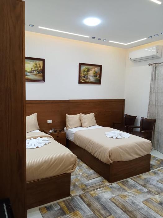 new panorama inn