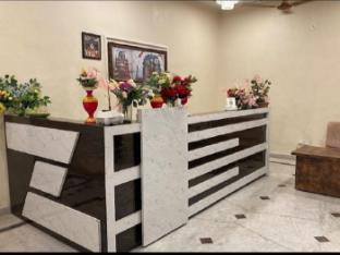 Hotel Poorvi Inn,,3 star