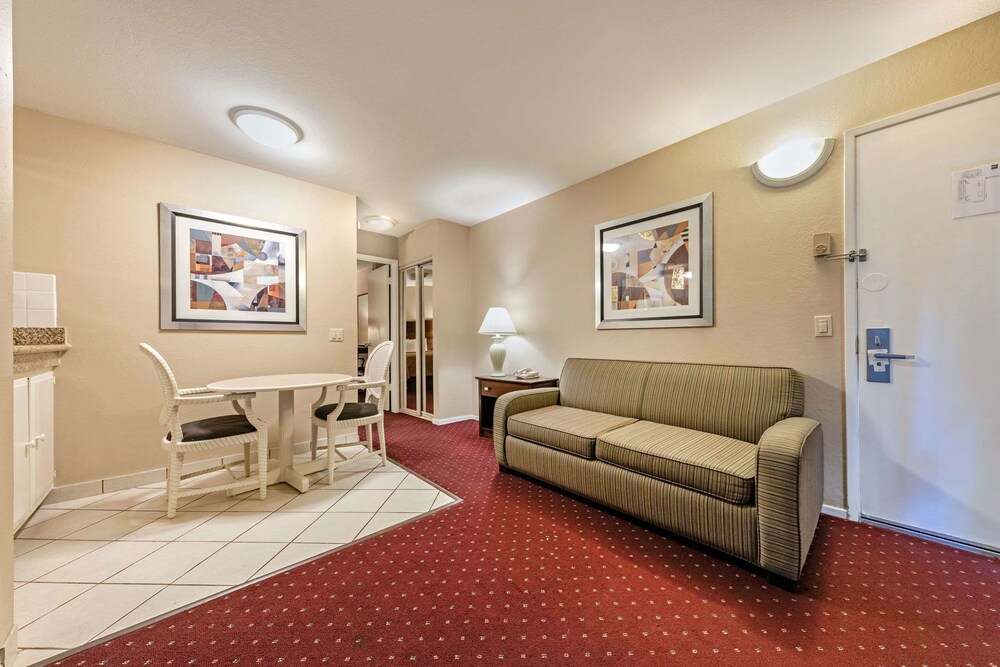 scottish fairway inn