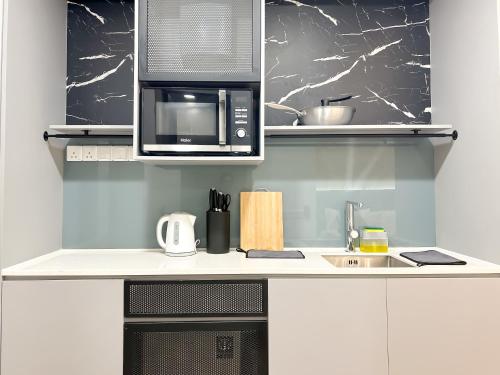 mossaz by manhattan group