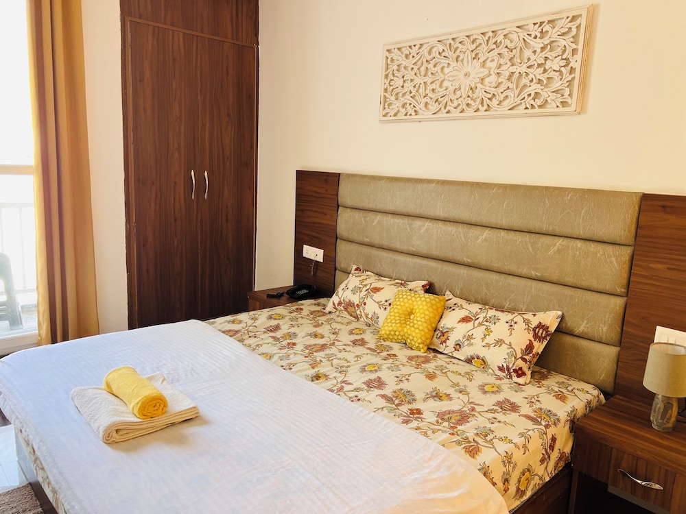 ima ganga hotel