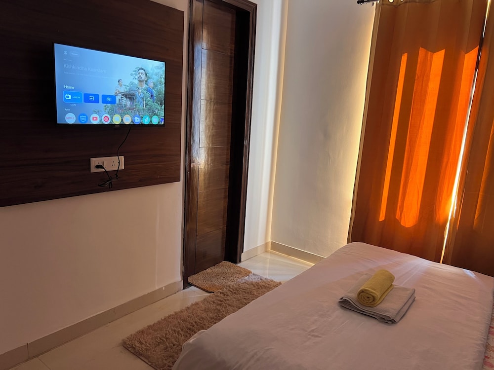 ima ganga hotel