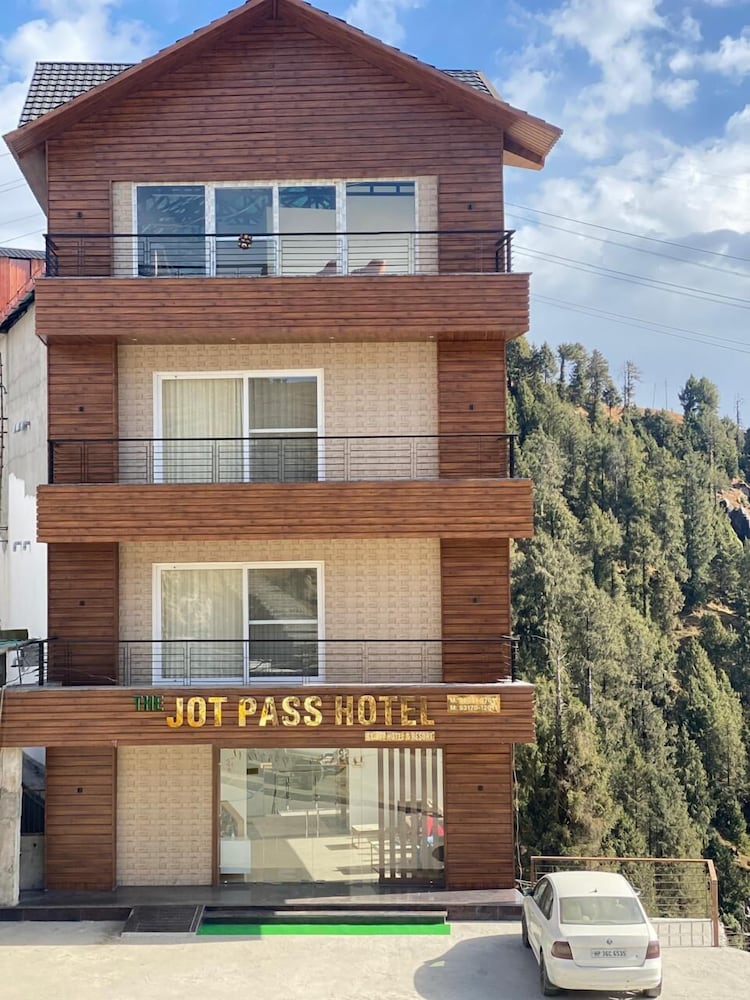 jot pass hotel