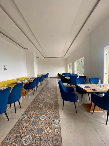 jot pass hotel