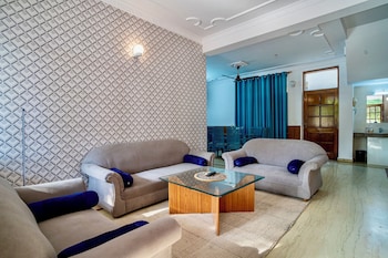 white house by the ganges