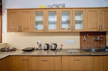 white house by the ganges