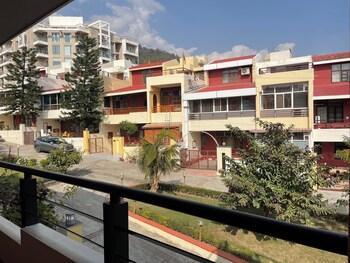 white house by the ganges