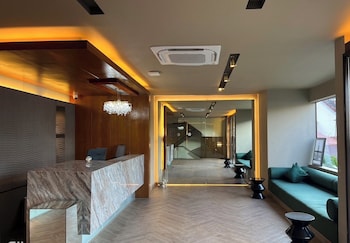 Karon Boutique,,3 star