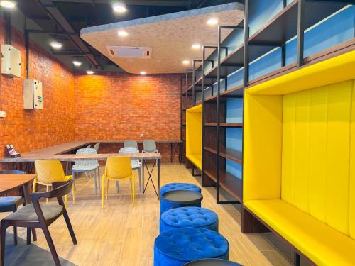 neu suites by manhattan group