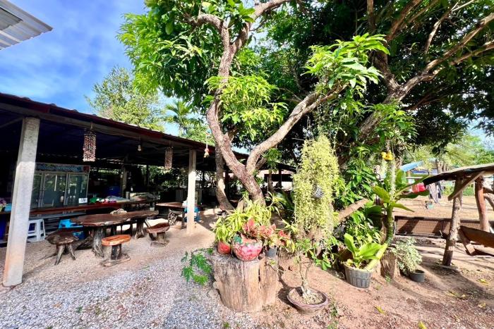 chalalai resort kham chanot