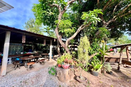 chalalai resort kham chanot