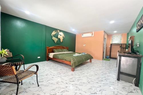 koon hom apartment