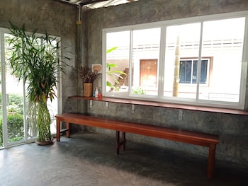 Phumchan Place Hotel,,3 star