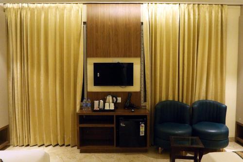 Hotel Gc Grand Inn,,3 star