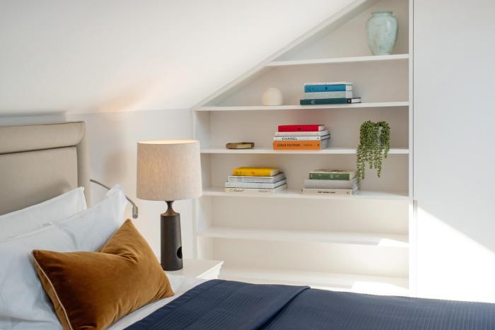 buckingham and lloyds knightsbridge