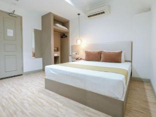 a hotel joo chiat stay from 7pm to 9am