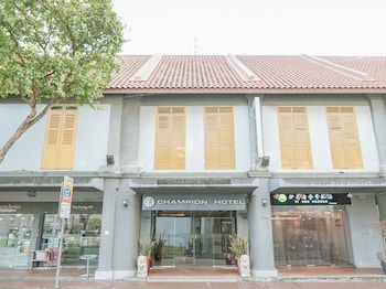 a hotel joo chiat stay from 7pm to 9am