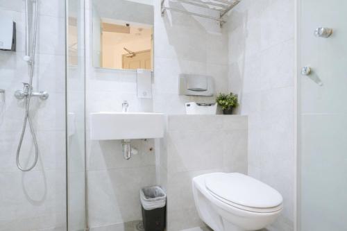 a hotel joo chiat stay from 7pm to 9am