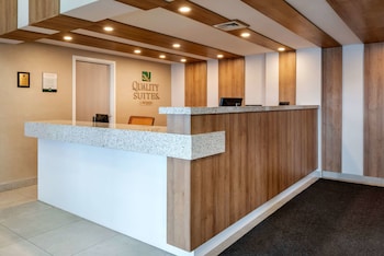 quality suites quebec
