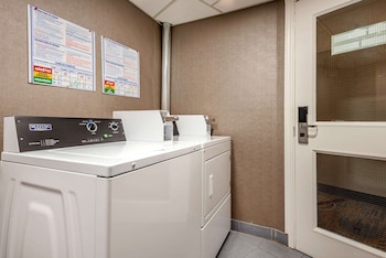 quality suites quebec