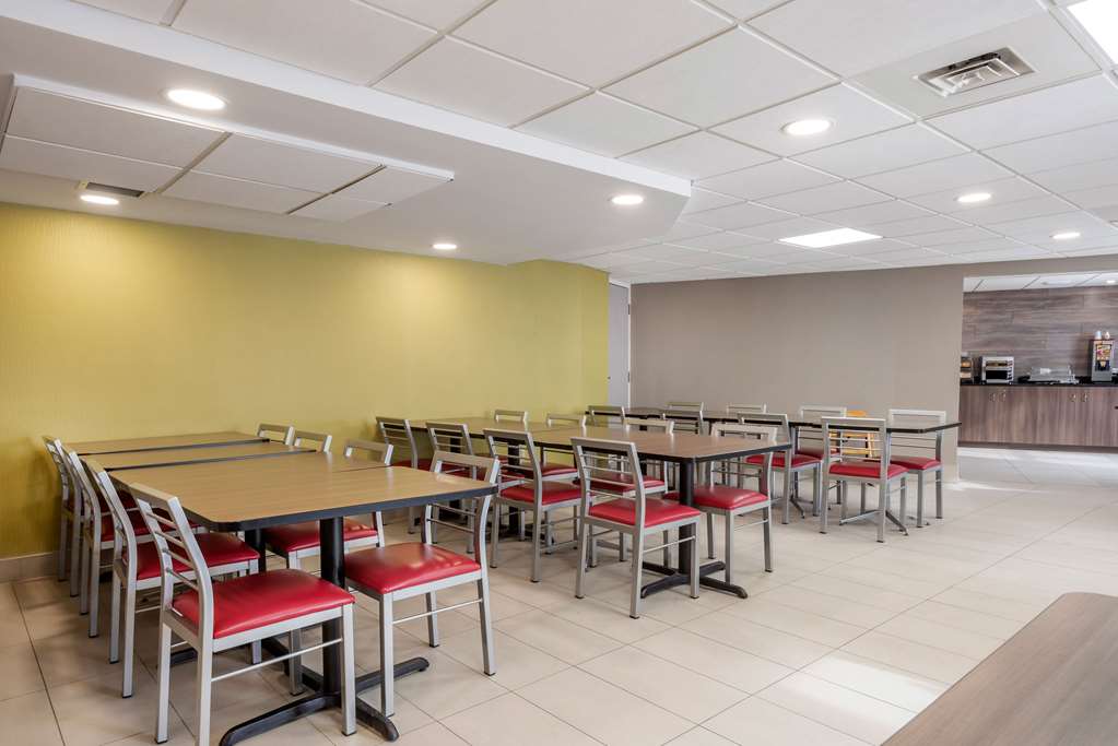 quality suites quebec