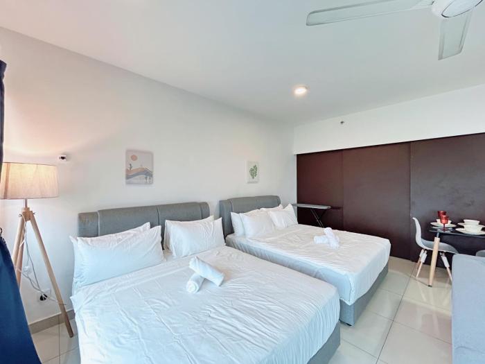 trefoil by manhattan group