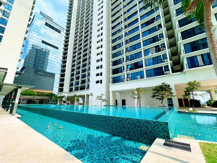 trefoil by manhattan group