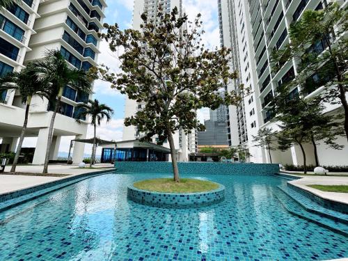 trefoil by manhattan group