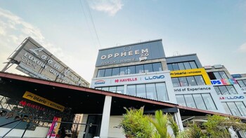 hotel black grapes inn