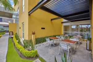 city express queretaro jurica