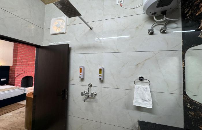 mahua monks villa resort udaipur