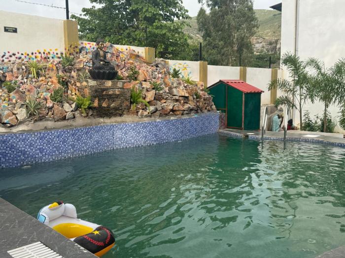 mahua monks villa resort udaipur